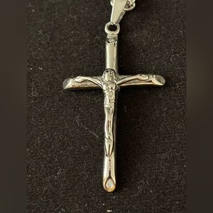 Brand New, Jesus Christ on Cross Pendant/Necklace
